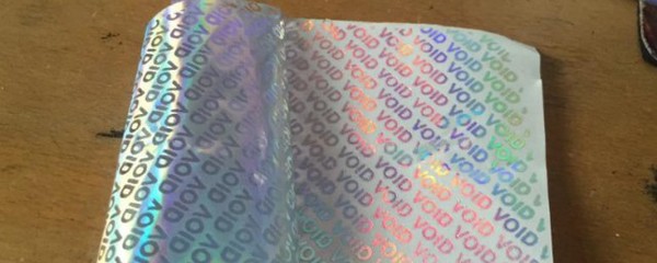 常見防偽材料一覽 從不干膠紙到防偽標簽印刷技術的全面解析